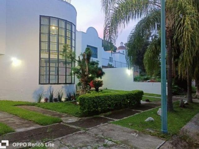 CASA CON GRAN POTENCIAL PARA RENOVAR EN EL PALOMAR