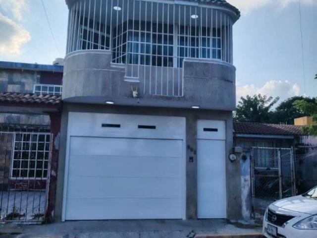 Bonita y moderna casa en Villarica 2!