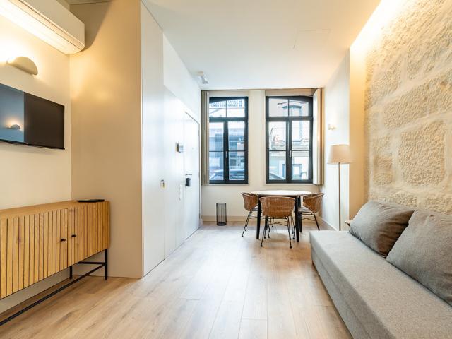 Bonjardim Suites 1