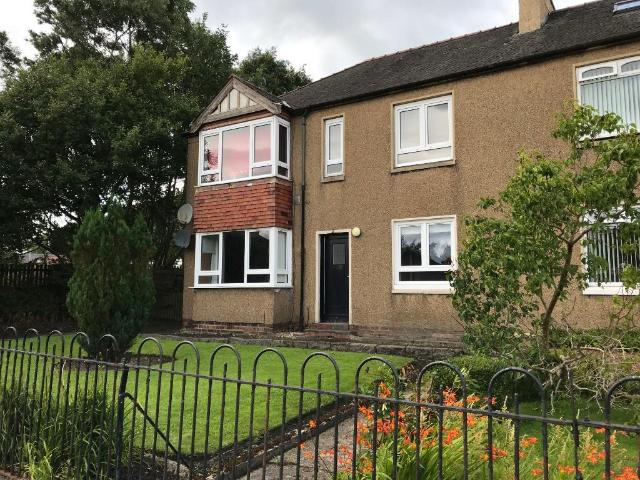Bonkle Road, Newmains, North. 2 bed flat to rent £750 pcm £173 pw
