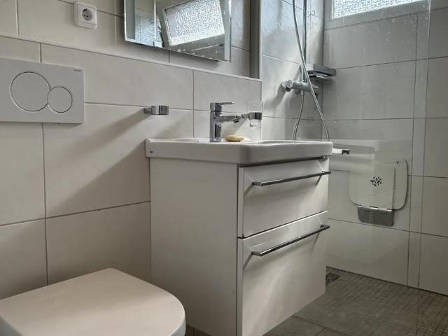 BONN BECHLINGHOVEN toller Bungalow, 4 Zimmer mit ca. 115 m² Wfl Wärmepumpe, Atrium, Keller, Garage