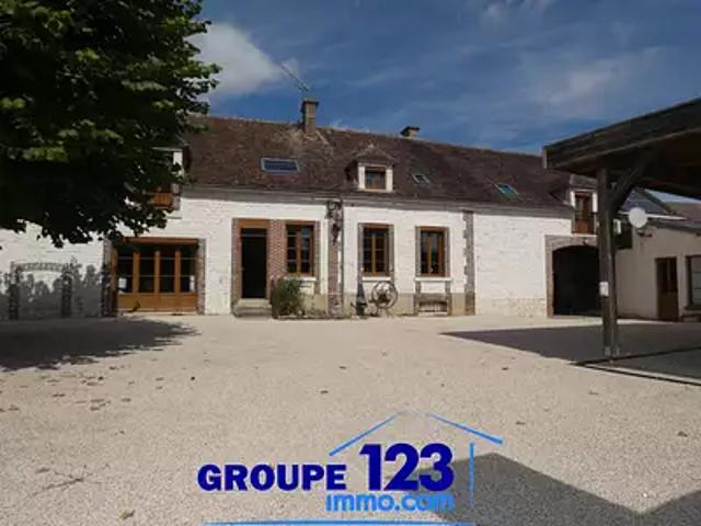 Bonnard 89400 Location maison 7 pièces t7 piscine jardin