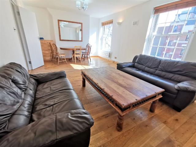 Bonnington House, Killick Street, London N1, 3 bed flat to rent, £3,970 pcm | PrimeLocation