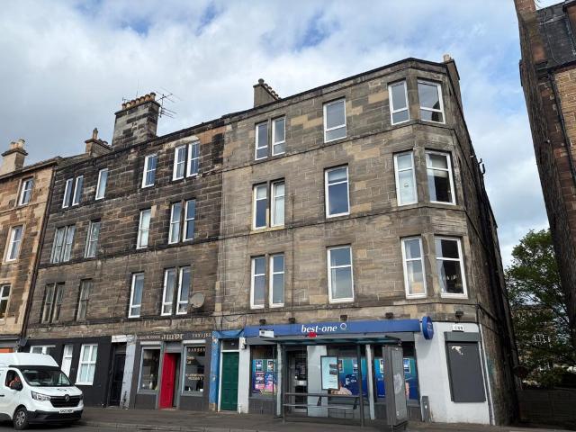 Bonnington Road, Edinburgh. 5 bed flat to rent £3,430 pcm £792 pw