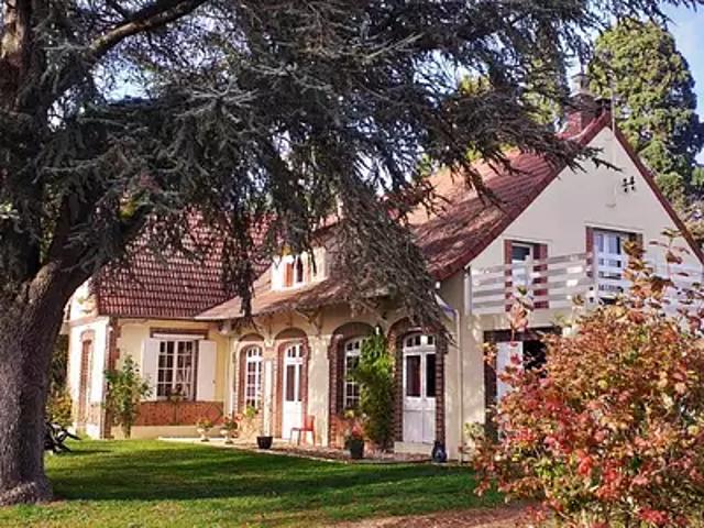 Bonny sur Loire 45420 Achat / Vente maison 15 pièces t15 au dernier étage terrasse