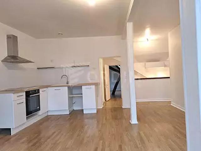 Bonny sur Loire 45420 Location appartement 3 pièces t3 au dernier étage