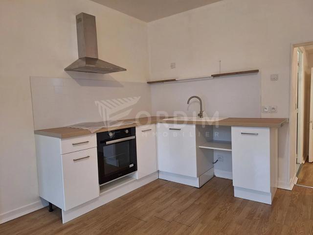 Bonny sur Loire Superbe F3 rénové