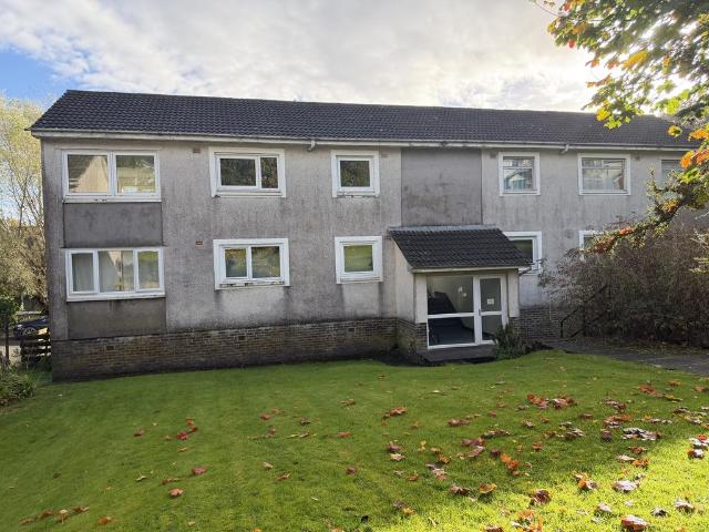 Bonnyton Drive, Glasgow, G76 2 bed flat to rent £1,000 pcm £231 pw