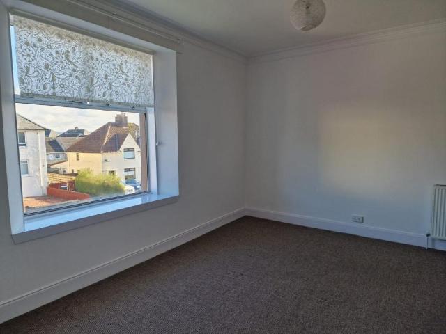 Bonnyton Road, Kilmarnock, KA1 1 bed flat to rent £550 pcm £127 pw