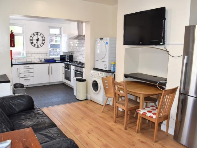 Booth Avenue, Fallowfield, Manchester | MCR Move