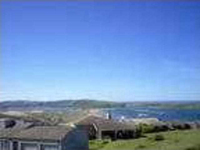 Book a Fall Visit to this California Beach House Vacation Rental Home