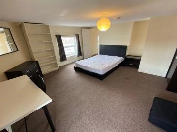 Book 106a High Rd Student Accommodation In Nottingham | Amber