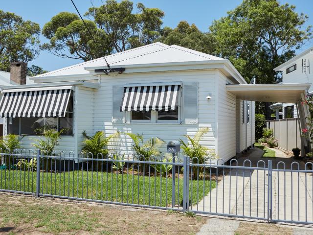 Booker Bay 28 Telopea Street