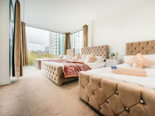 Boom Battle Bar, 19 Alie Street, London, E1 8QG, United Kingdom | 2 bed apartment for rent #160123223 | Rentberry