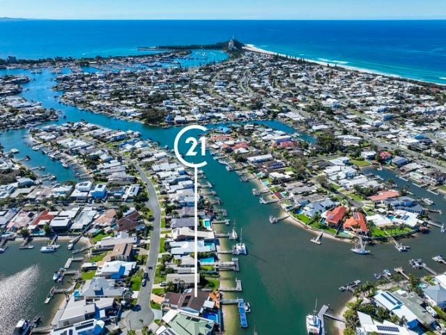 Boating, Lifestyle & An Exceptional Waterfront Opportunity
