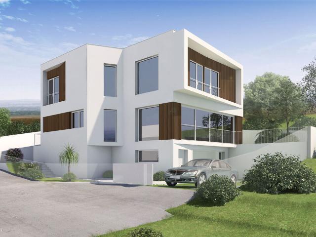 Boa localização em Manique de Baixo próximo Escola Salesianos