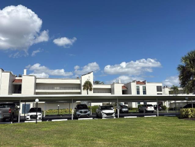 Boca Ciega Dr Apt 210