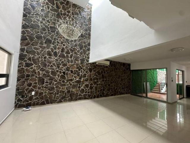 Boca del Río, Col. Lomas del Mar Casa en VENTA con amplios espacios