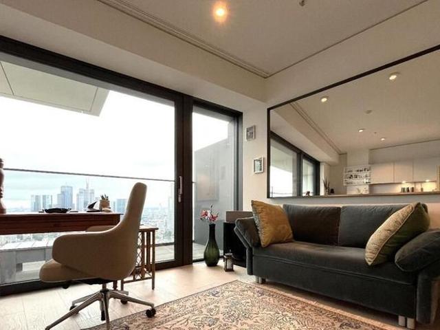 Bockenheim 8072246 – Furnished 2 Room Apartment with Stunning Skyline Panorama