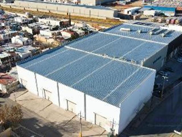 Bodega comercial en Reforma