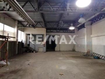BODEGA COMERCIAL PARA ALMACENAJE O DISTRIBUCION EN RENTA CERCA DE NATIVITAS DEL CARMEN BEINTO JUAREZ