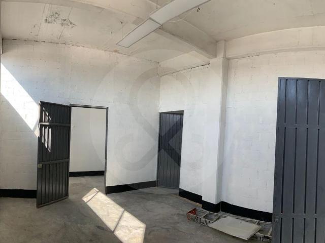 Bodega Comercial en Renta en Naucalpan