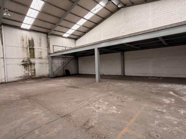 BODEGA COMERCIAL EN RENTA EN CENRAL DE ABASTOS