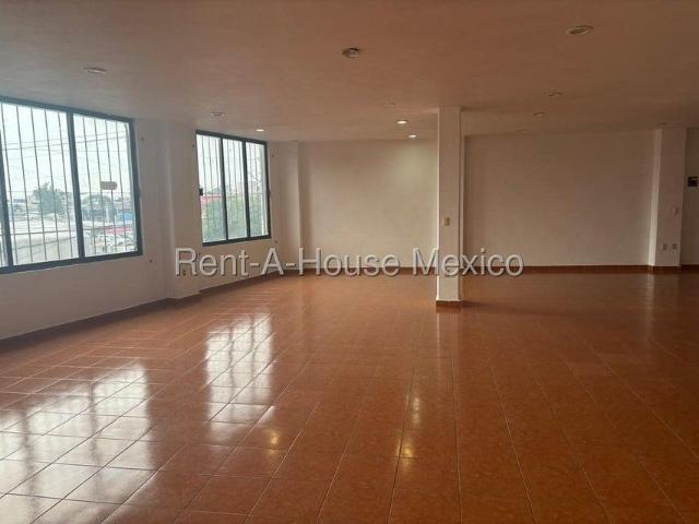 Bodega comercial en Renta en Ejido de San Cristobal 26 2715