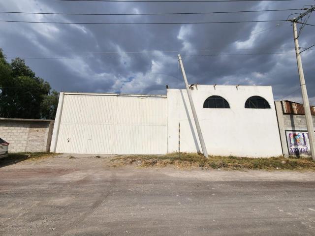 Bodega Comercial en renta en el Km 30 Lecheria Texcoco