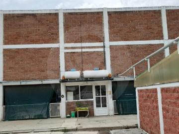 Bodega Comercial en renta en Tlahuac