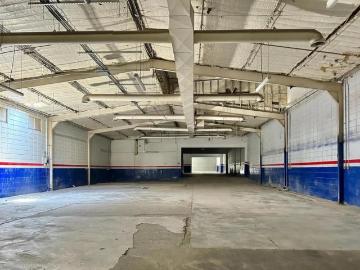 Bodega comercial en renta, en 5 Y 10