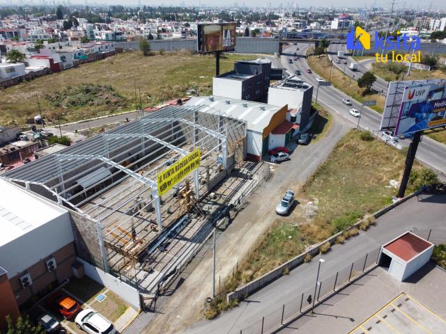 Bodega comercial en renta junto a Explanada, Puebla con acceso por Perif?rico