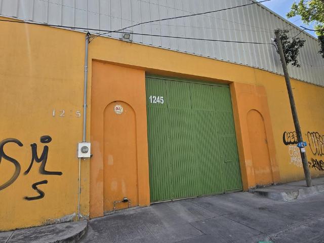 Bodega Comercial en Renta Paraisos del Colli, Zapopan