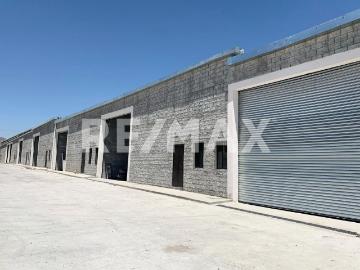 Bodega Comercial en Renta
