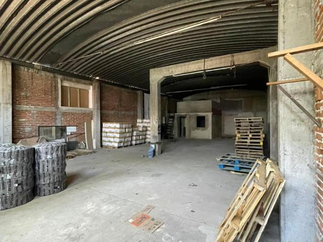 Bodega Comercial en Renta