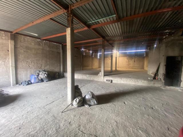 Bodega comercial en Zona Escolar