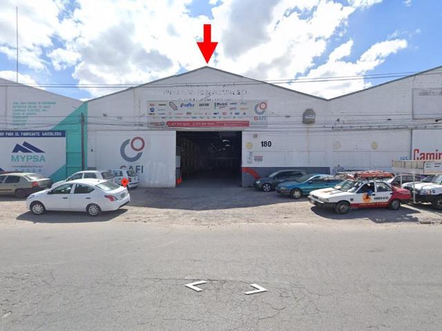 Bodega Comercial / Industrial sobre Lateral Carr. 57 SLP Matehuala