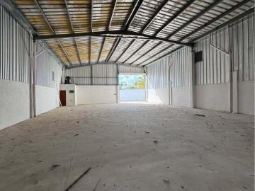 BODEGA COMERCIAL 330 M2 CORTINA A NIVEL DE PISO, ENERGIA BIFASICA