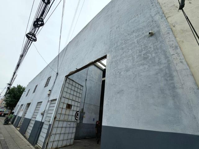 BODEGA COMERCIAL 705 M2 CENTRO DE PUEBLA $12,200,000