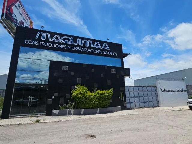 Bodega comercial/Patio de Maniobra