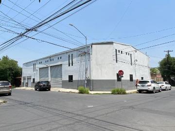BODEGA con OFICINAS en RENTA ESQUINA excelente ubicaci?n