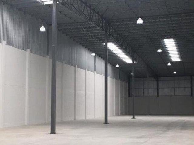 Bodega de 650 m2 en renta Carr. M?rida Canc?n