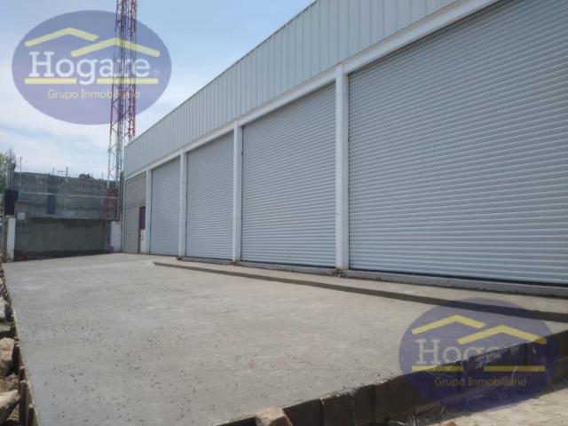 Bodega en Esquina en renta con amplio frente sobre blvd San Juan Bosco