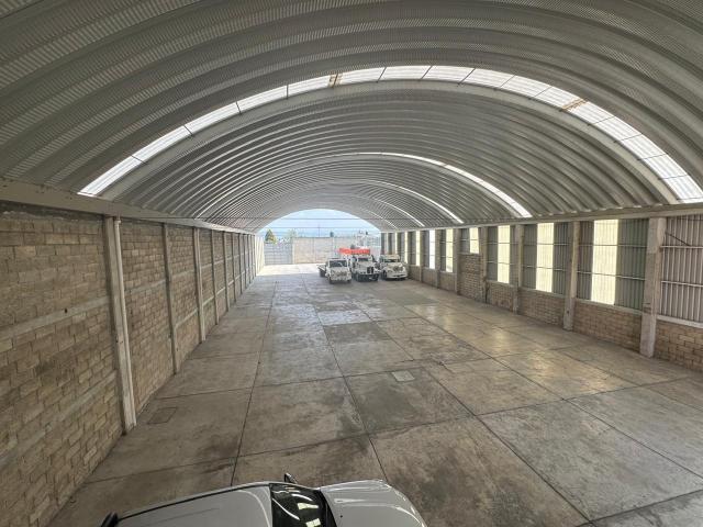 Bodega en Renta, 1192 m2. Toluca