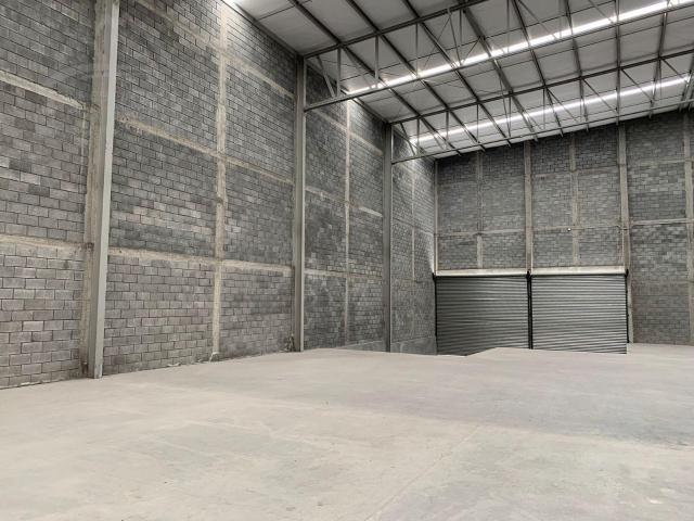 BODEGA EN RENTA 1570 METROS EN PARQUE SANTA CATARINA NUEVO LE?N
