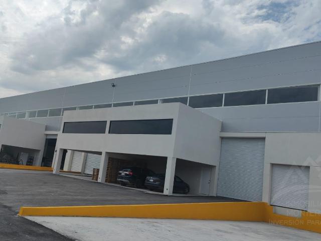 Bodega en renta 2400 metros en parque Pesquer?a Nuevo Le?n