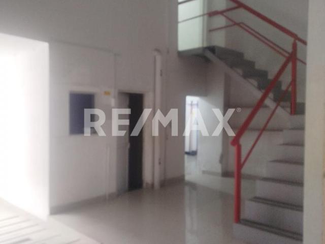 BODEGA EN RENTA EN ZONA SUR