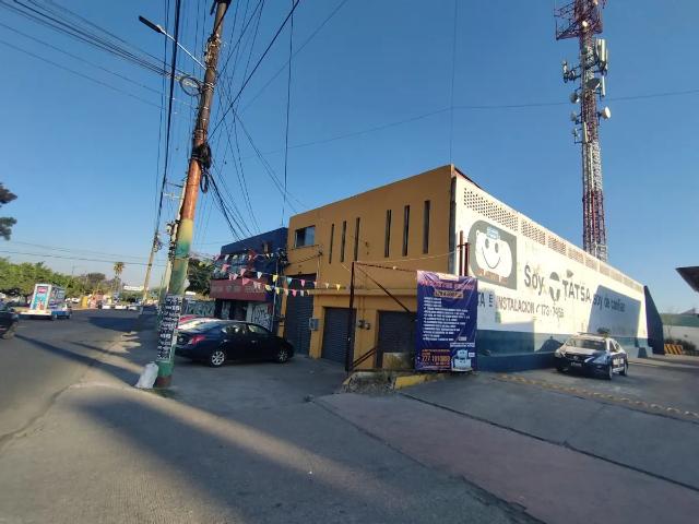 Bodega en Renta con Excelente Ubicación sobre Blvd. Cuauhnáhuac, Junto al Parque Alameda