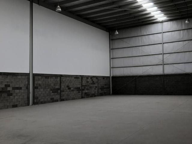 BODEGA EN RENTA CCIMA NAVETEC, CERCA DE TOYOTA