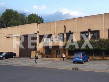 Bodega en Renta a 5 min de Periférico Norte con Subestación y Oficinas Equipadas